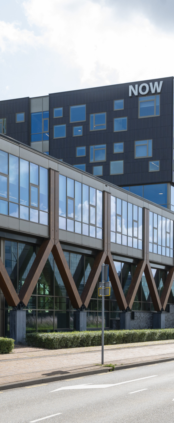 Buitenkant NOW Building Hoofddorp