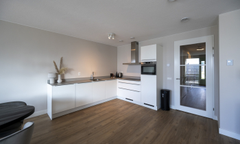 Woonruimte, keuken in de Ananas Leiden