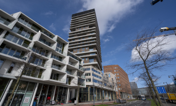 Amsterdam - Vertical 5032.jpg